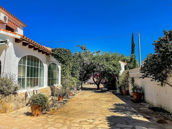 Foto 2 de Xalet en venda a El Puerto de 5 habitacions amb terrassa i jardí