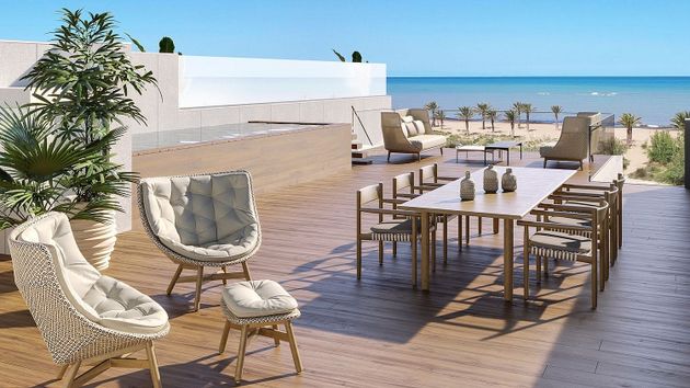 Foto 1 de Pis en venda a El Puerto de 3 habitacions amb terrassa i piscina