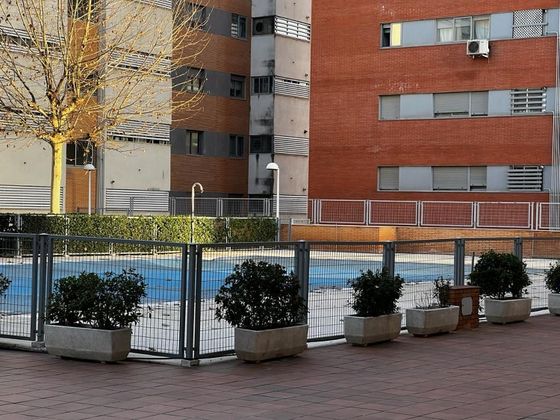 Foto 2 de Pis en venda a Parque Oeste - Fuente Cisneros de 2 habitacions amb terrassa i piscina