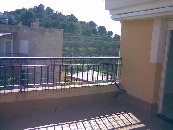 Foto 2 de Casa adossada en venda a El Esparragal de 5 habitacions amb terrassa i piscina