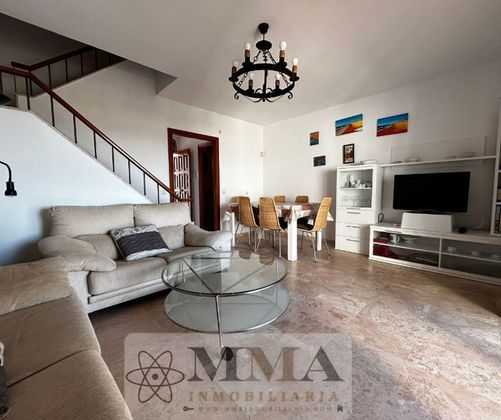 Foto 2 de Casa en venda a Moguer de 4 habitacions amb terrassa