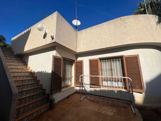 Foto 1 de Xalet en venda a El Vedat - Santa Apolonia de 4 habitacions amb terrassa i piscina