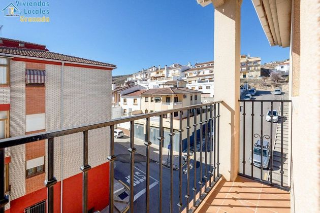 Foto 1 de Pis en venda a Alhama de Granada de 4 habitacions amb balcó i ascensor