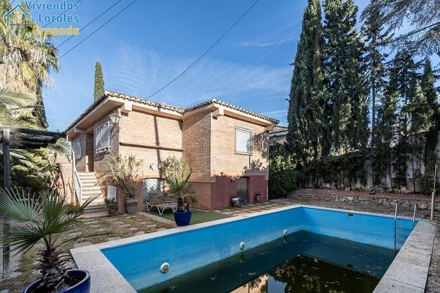 Foto 1 de Xalet en venda a Gójar de 5 habitacions amb piscina i jardí