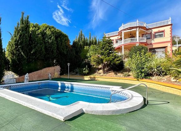 Foto 1 de Xalet en venda a Almodóvar del Río de 6 habitacions amb terrassa i piscina