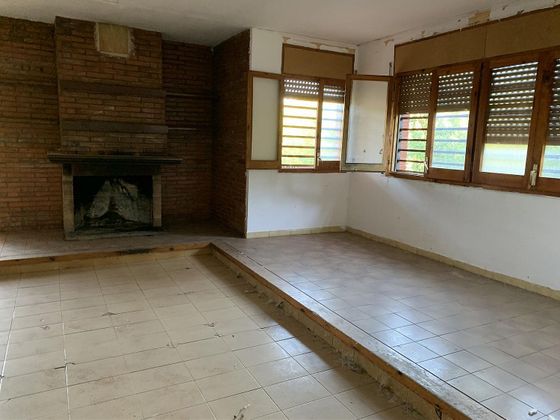 Foto 2 de Casa en venda a urbanización Masia Sola Sector F de 4 habitacions amb garatge i balcó
