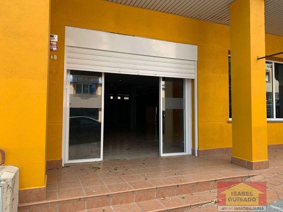 Foto 2 de Alquiler de local en calle De Velázquez de 256 m²