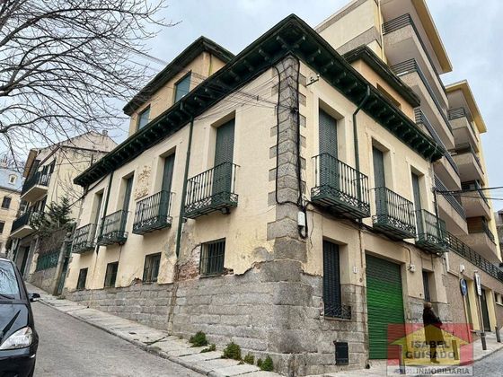 Foto 1 de Casa en venda a Centro - Casco Histórico de 7 habitacions amb terrassa i jardí