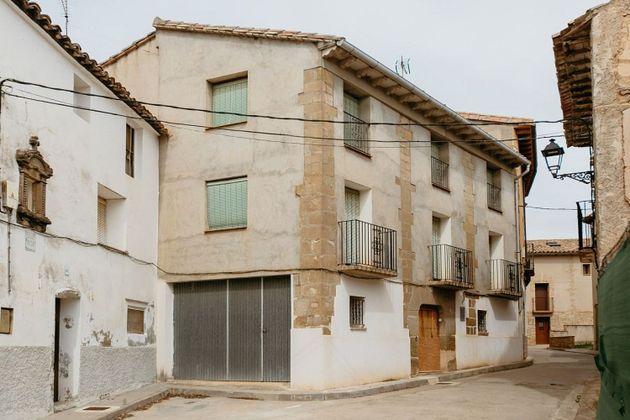 Foto 1 de Casa en venta en calle San Fabián de 8 habitaciones con terraza y garaje