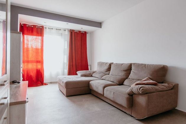 Foto 2 de Piso en venta en Grañén de 3 habitaciones con balcón y aire acondicionado