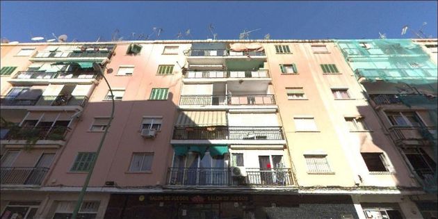 Foto 1 de Venta de piso en calle D'indalecio Prieto de 3 habitaciones y 66 m²