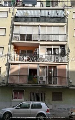 Foto 2 de Venta de piso en calle De Tomàs Rul·Làn de 2 habitaciones y 65 m²