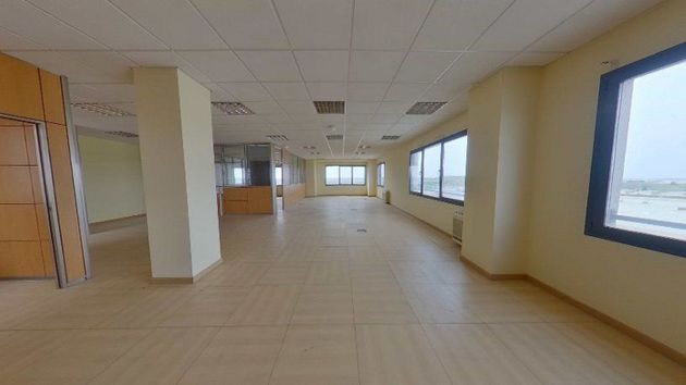 Foto 1 de Venta de oficina en Casco Histórico de Vallecas de 254 m²