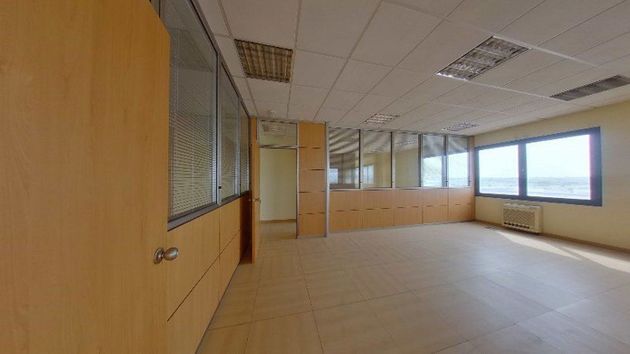 Foto 2 de Venta de oficina en Casco Histórico de Vallecas de 254 m²