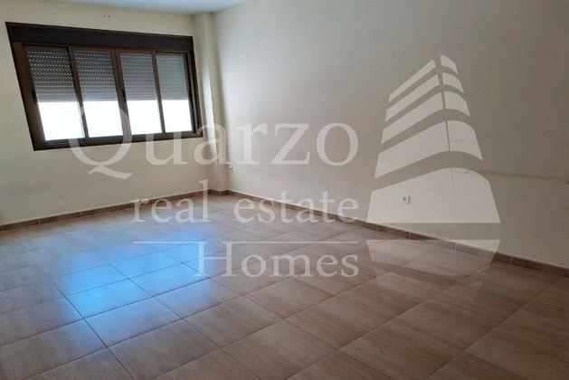 Foto 1 de Pis en venda a Consuegra de 2 habitacions amb garatge i ascensor