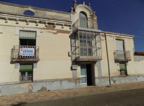 Foto 1 de Casa en venda a San Justo de la Vega de 4 habitacions i 446 m²