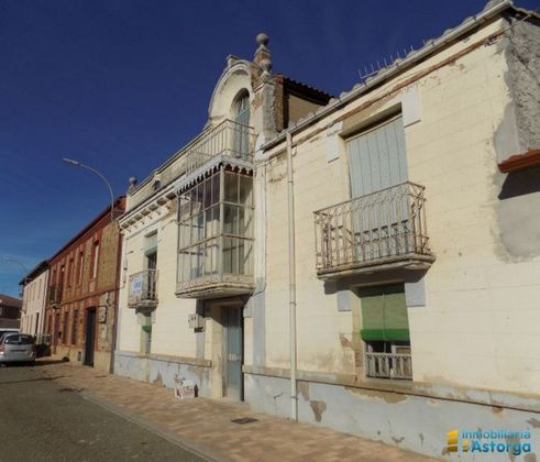 Foto 2 de Casa en venda a San Justo de la Vega de 4 habitacions i 446 m²