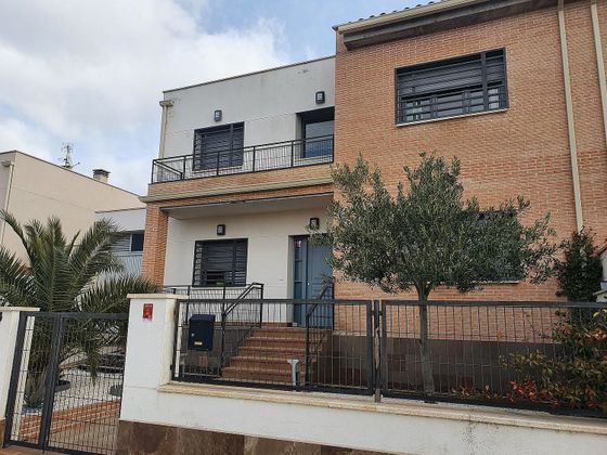 Foto 2 de Casa en venda a Nambroca de 4 habitacions amb terrassa i piscina