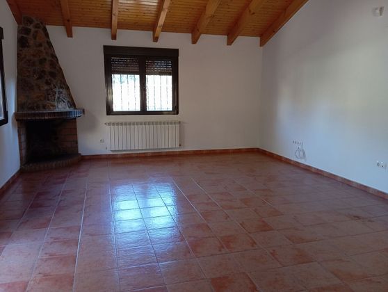 Foto 2 de Xalet en venda a Ituero y Lama de 3 habitacions amb garatge i jardí