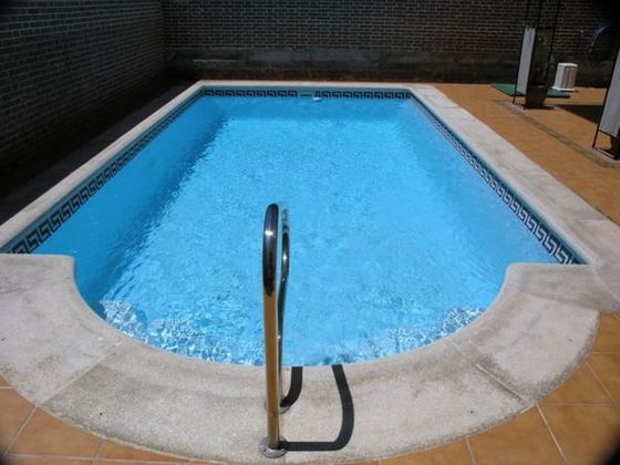Foto 1 de Xalet en venda a calle Pinar de 11 habitacions amb terrassa i piscina