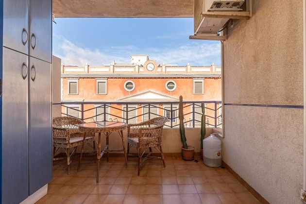 Foto 1 de Venta de piso en Castell de Ferro de 3 habitaciones con terraza y garaje