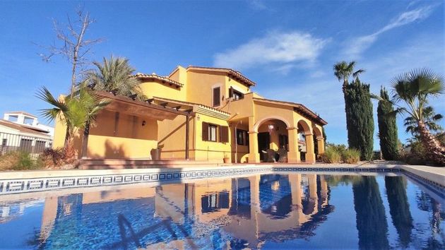 Foto 2 de Xalet en venda a calle Egipto de 4 habitacions amb terrassa i piscina