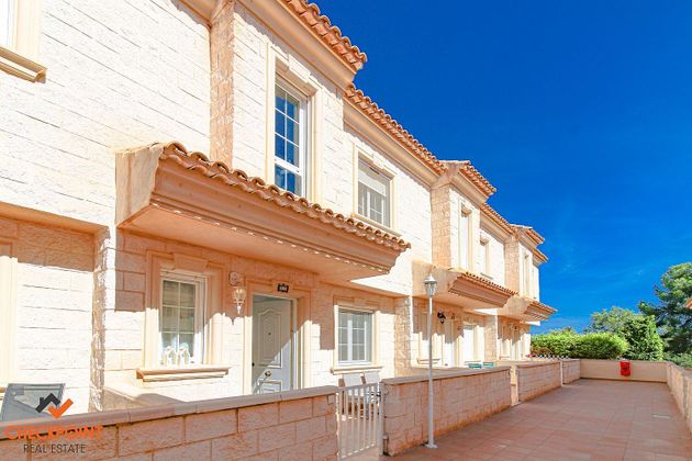 Foto 2 de Venta de casa adosada en L'Albir-Zona Playa de 3 habitaciones con terraza y piscina