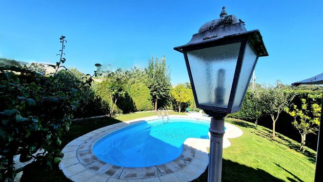 Foto 1 de Casa en venda a Dexo  -Lorbé de 5 habitacions amb terrassa i piscina