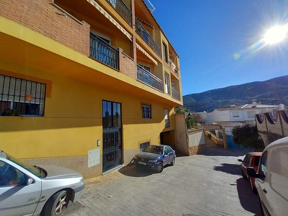 Foto 2 de Pis en venda a Cogollos de la Vega de 3 habitacions amb terrassa i ascensor
