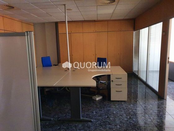 Foto 1 de Alquiler de oficina en Bagatza - San Vicente de 500 m²