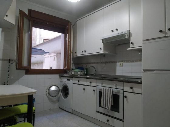 Foto 1 de Venta de piso en Bagatza - San Vicente de 1 habitación con aire acondicionado y calefacción