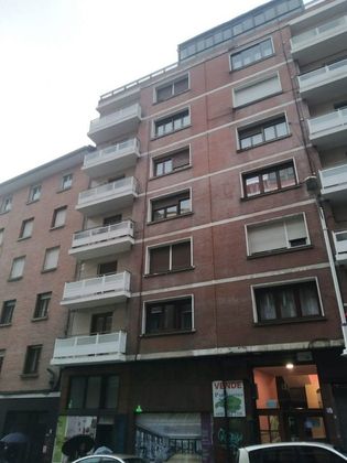 Foto 1 de Pis en venda a Santurtzi de 4 habitacions amb terrassa i balcó