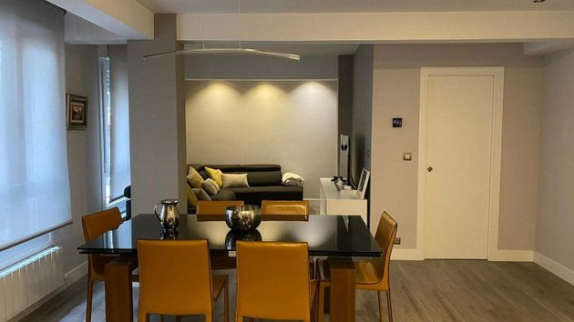 Foto 2 de Piso en venta en Portugalete de 2 habitaciones con balcón y calefacción