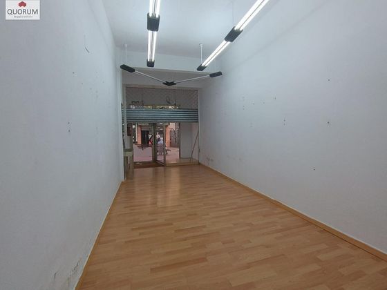 Foto 1 de Alquiler de local en Centro - Desierto - Arrontegi de 30 m²