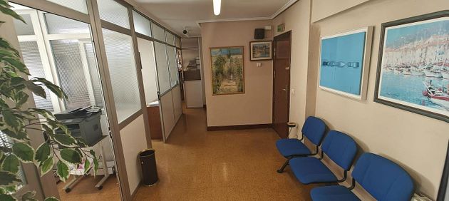 Foto 2 de Pis en venda a Centro - Desierto - Arrontegi de 2 habitacions amb balcó i calefacció