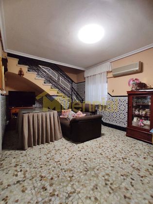 Foto 2 de Venta de casa adosada en La Plata de 4 habitaciones con aire acondicionado