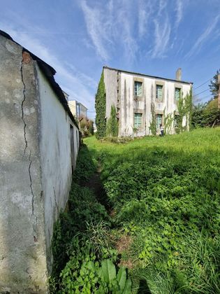 Foto 1 de Venta de casa en calle Do Balneario de 5 habitaciones con jardín