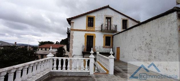 Foto 2 de Xalet en venda a Santa Cruz de Bezana de 7 habitacions amb terrassa i garatge