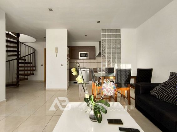 Foto 1 de Àtic en venda a Costa Adeje de 2 habitacions amb terrassa i garatge