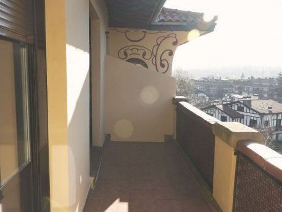 Foto 2 de Piso en alquiler en Neguri de 2 habitaciones con terraza y calefacción