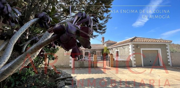Foto 2 de Casa en venda a Almogía de 4 habitacions amb terrassa i garatge