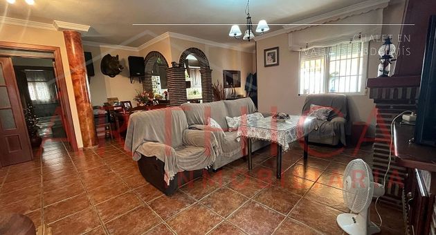 Foto 1 de Casa adossada en venda a Valle de Abdalajís de 4 habitacions amb terrassa i piscina