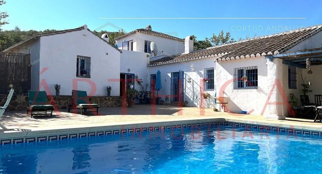 Foto 1 de Casa rural en venda a Zona Fuentemora de 5 habitacions amb terrassa i piscina