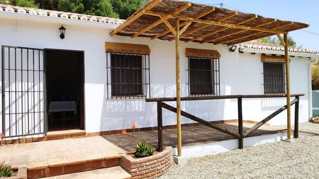 Foto 1 de Venta de casa rural en Álora de 3 habitaciones con terraza y aire acondicionado