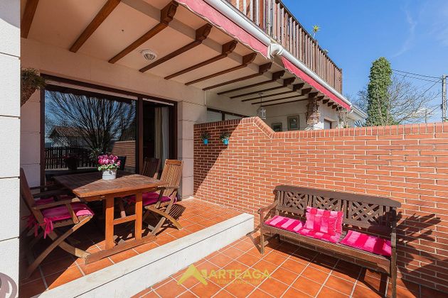 Foto 2 de Casa en venda a Santa María de Getxo de 3 habitacions amb terrassa i garatge