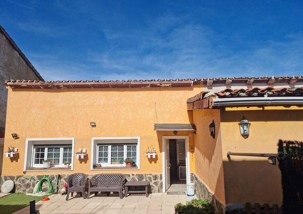 Foto 1 de Casa en venda a Oña de 2 habitacions amb terrassa i calefacció