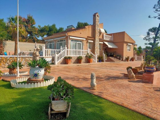Foto 2 de Xalet en venda a Moralet - Cañada del Fenollar de 5 habitacions amb terrassa i piscina