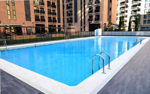 Foto 1 de Pis en venda a calle De Vicente Raga de 3 habitacions amb terrassa i piscina