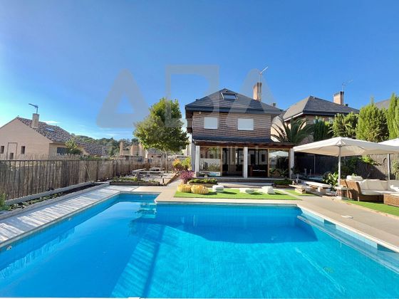 Foto 2 de Xalet en venda a Los Peñascales de 3 habitacions amb terrassa i piscina