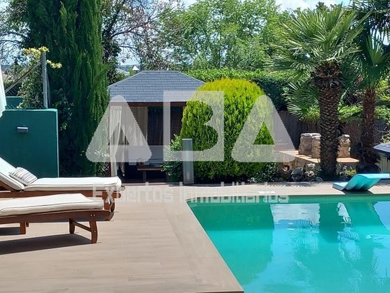 Foto 2 de Xalet en venda a Villafranca del Castillo de 6 habitacions amb terrassa i piscina